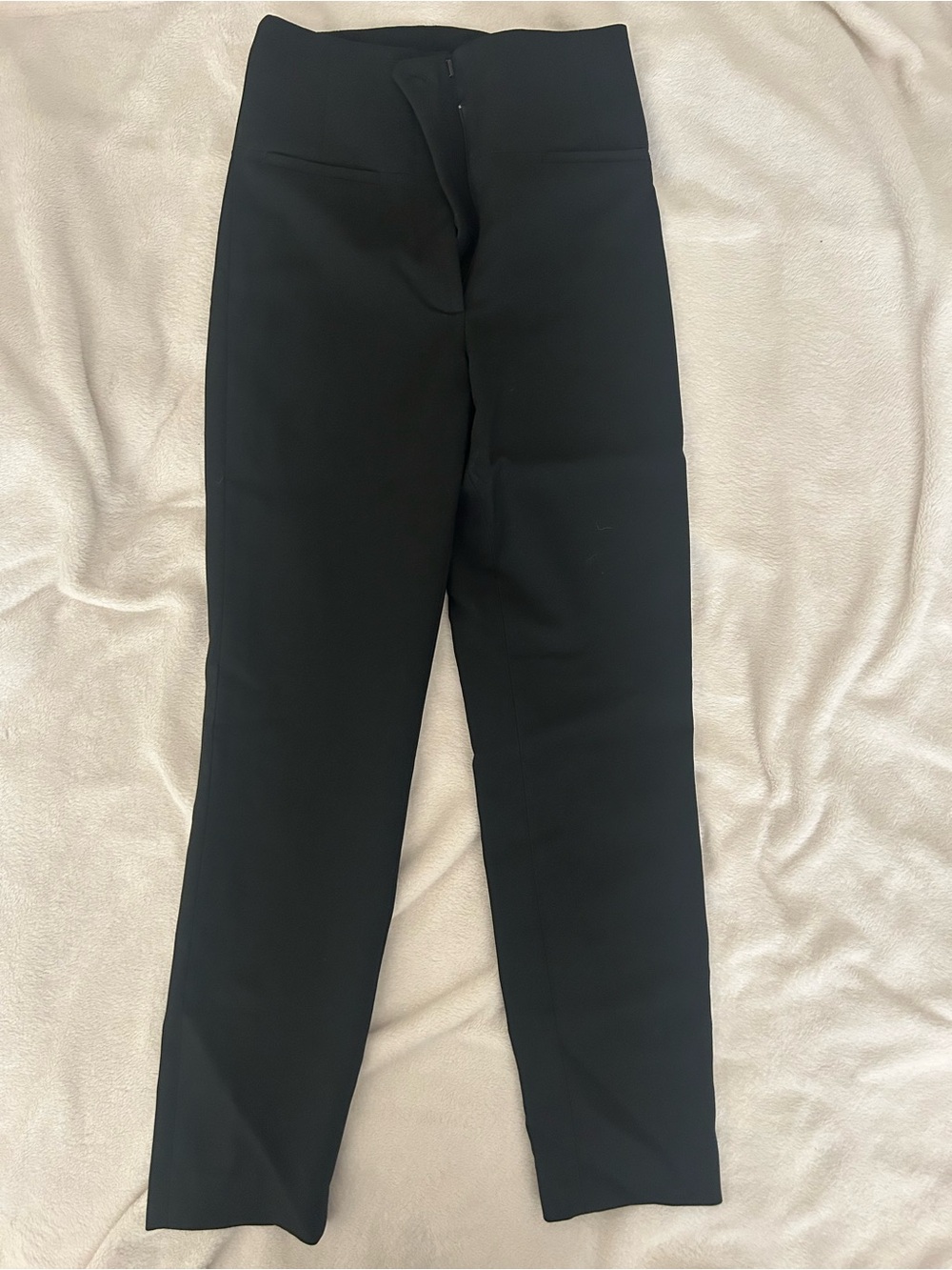 ZARA Black High-Waisted Tailored Trousers – Size US 4 / EU 36